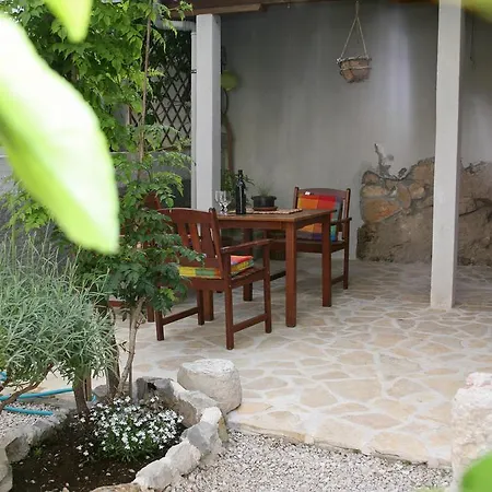 Apartment House Marjan *