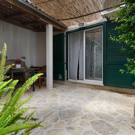 House Marjan