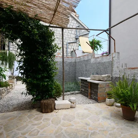 Apartment House Marjan